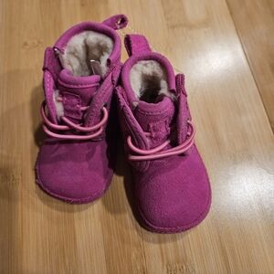 UGG Neumel Slipper Shoe 0/1